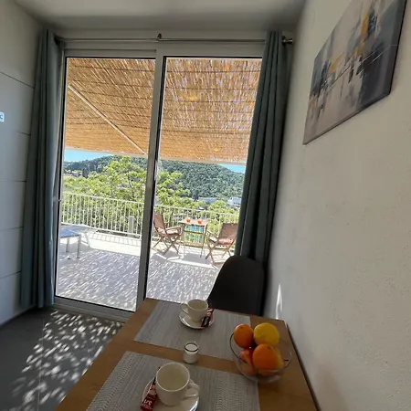 Διαμέρισμα Studio Apartment *