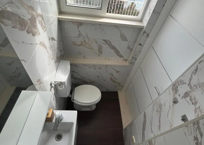 Apartment Studio Apartment *